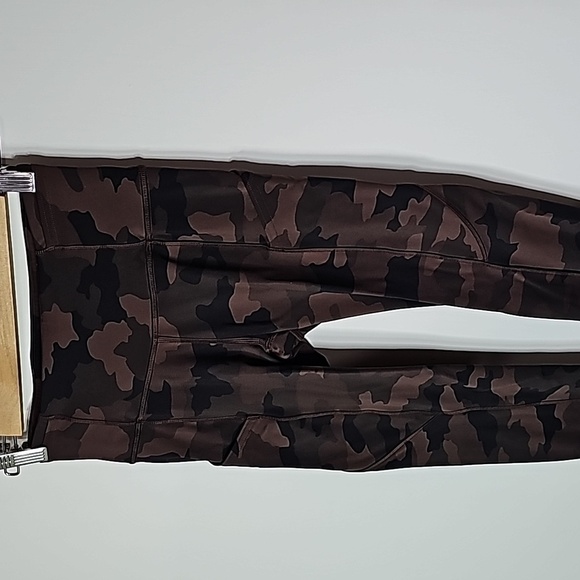 Lululemon Fast and Free size 4 non reflective Nulux Tight II athletic leggings - Picture 2 of 6